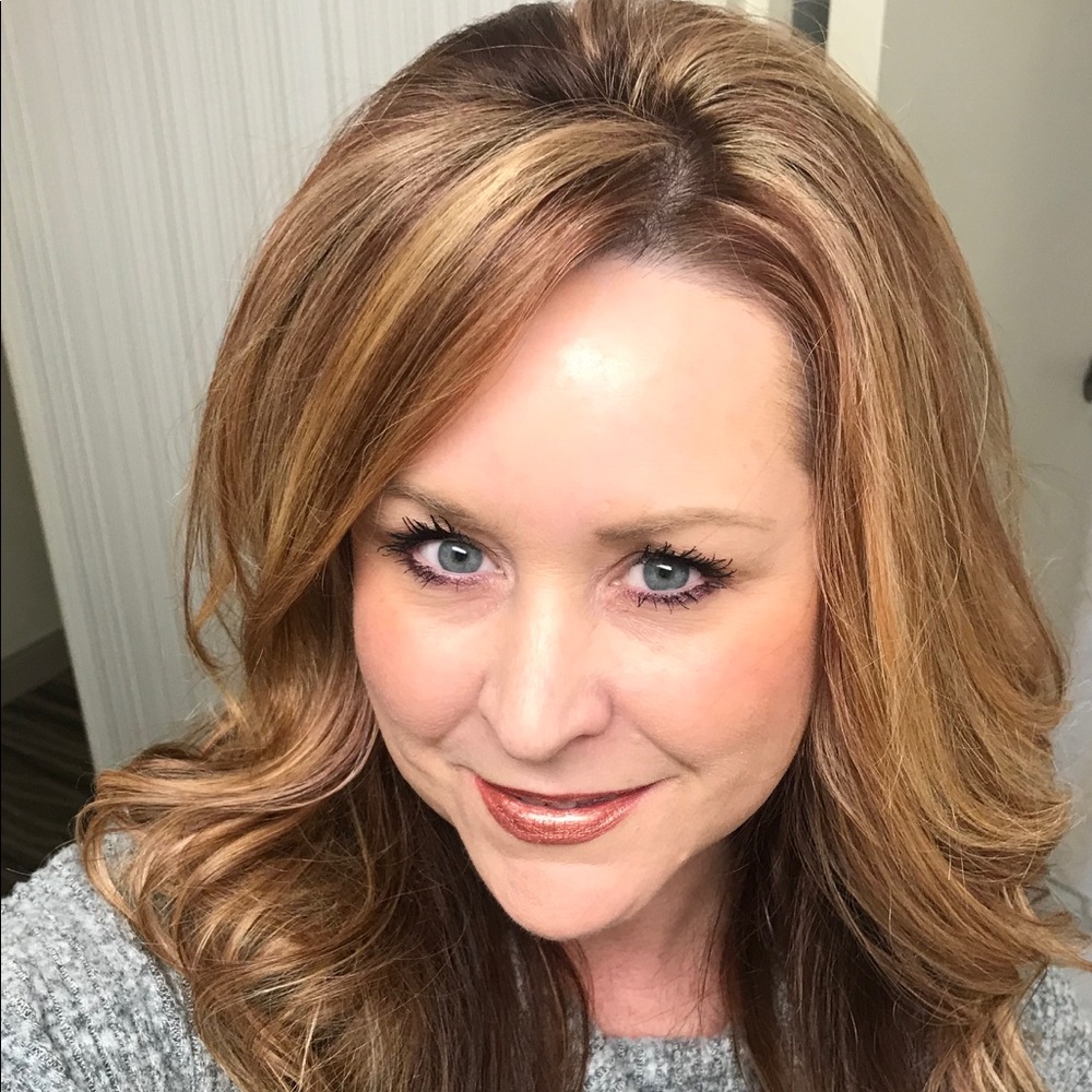 Meet your Posher, Melissa